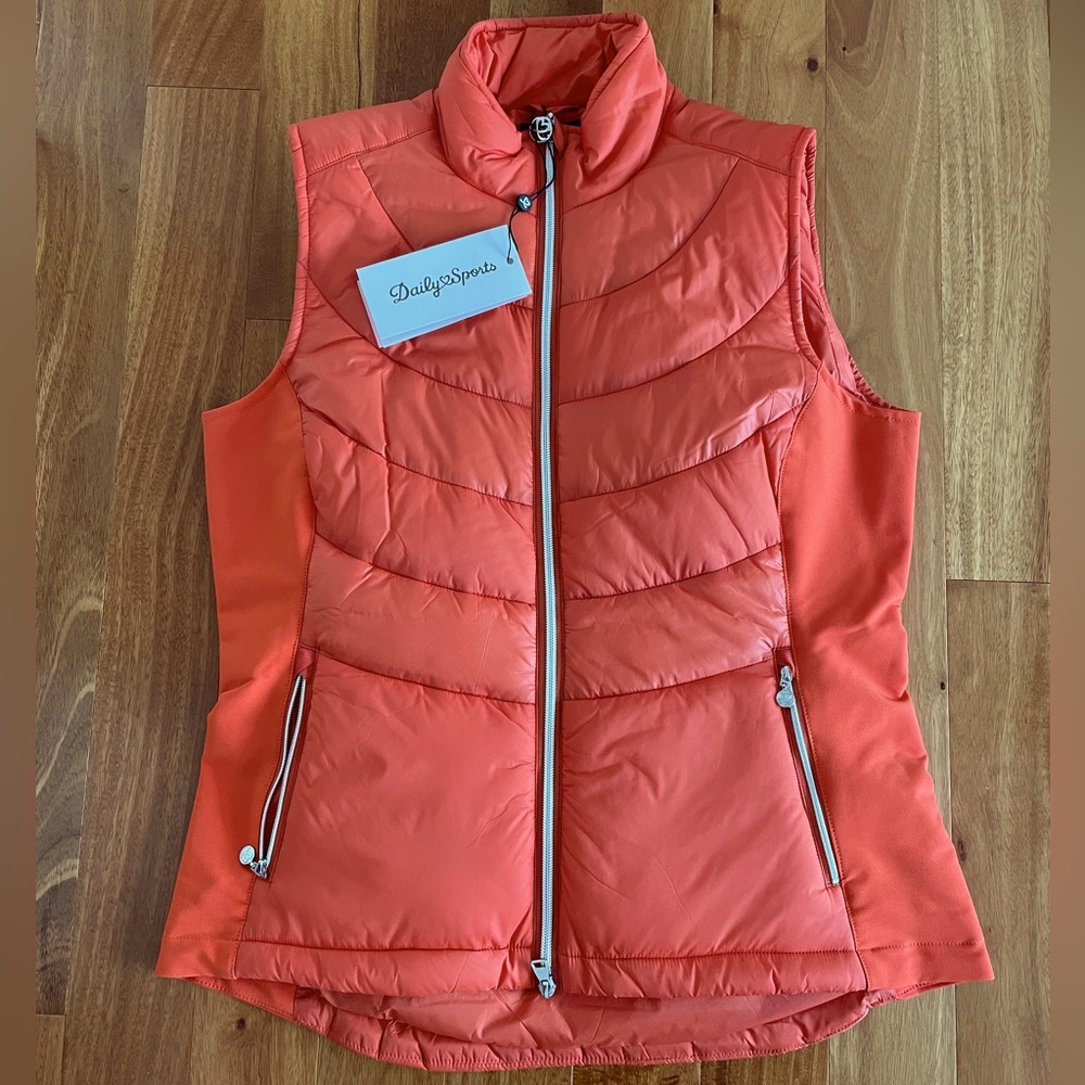 NWT Daily Sports Jaclyn Padded Vest